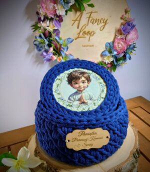 Koszyczek komunijny handmade dla chłopca – prezent Komunia